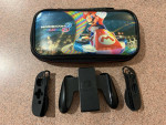 Nintendo Switch Mario Kart 8 Deluxe Carrying Case & Comfort Grip/Gels