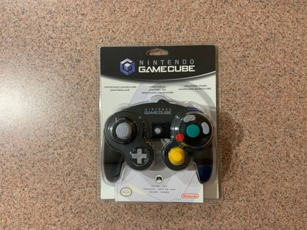 OFFICIAL NINTENDO GAMECUBE OEM CONTROLLER BLACK SEALED BLISTER PACK