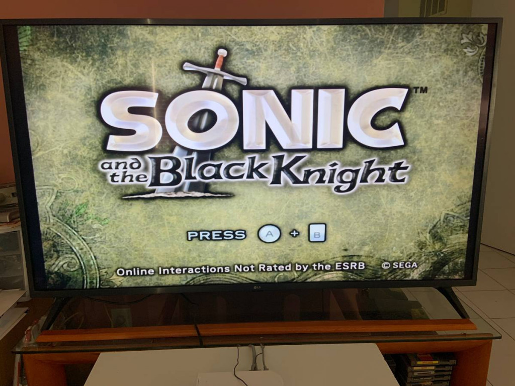 Nintendo Wii with Sonic Unleashed & Black Knight