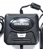 Sega Genesis Parts: 16 Bit Radica, 2 x Street Fighter II, Console