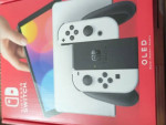 White Nintendo switch OLED