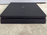 Playstation 4 Slim (ps4)