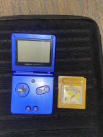 Gameboy Advance SP + Pokemon Gold Mint Condition