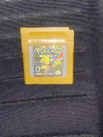 Gameboy Advance SP + Pokemon Gold Mint Condition