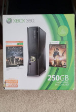 XBOX 360.  Collectable package deal