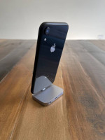 /// 64GB JET BLACK UNLOCKED IPHONE XR ///