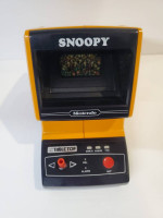 1983 NINTENDO TABLE TOP SNOOPY VIDEO GAME + OWNERS MANUAL