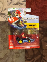 Brand New Unopened JAKKS PACIFIC MARIOKART Minifigure and Race Vehicle