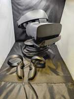 Oculus Rift S VR headset Excellent condition.