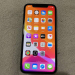 IPHONE XR AT&T  AND CRICKET