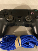 PlayStation 4 wireless controller authentic works good
