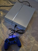 White pS4 2TB destiny Edition