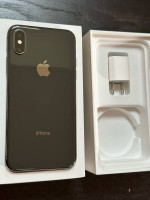 IPhone XS 64GB Space Gray - unlocked, like new