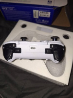 Razr Wolverine V2 Pro PS5 (Like New)