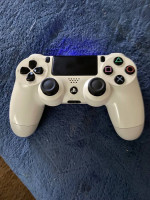 PS4 BUNDLE