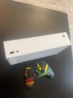 Xbox series s + controller