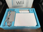 Nintendo Wii Video Game System w/ Games