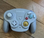 9 GameCube games & controllers
