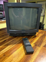 13” Sony Trinitron Tube CRT TV with remote