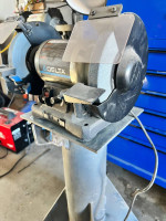 Delta Grinder and stand