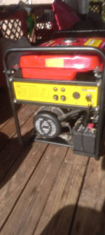 CHICAGO ELECTRIC 4600 WATT ELECTRIC KEY START GENERATOR