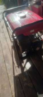 CHICAGO ELECTRIC 4600 WATT ELECTRIC KEY START GENERATOR