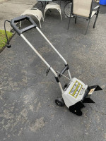 Electric Snow Blower "Sunbeam Snow Champ" w/Adjustable Shoot-Works Gd