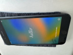 Apple iPhone 8 Plus - Unlocked - 64BG - Space Grey