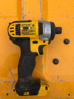 Dewalt 1/4 inch impact driver