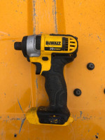 Dewalt 1/4 inch impact driver