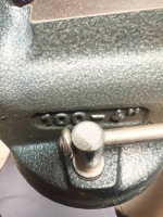 UNUSED WILTON MODEL 100 VISE- 4" JAWS