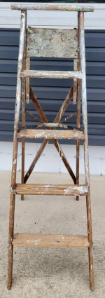 56" tall wood ladder