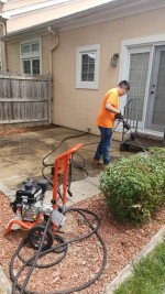 yard cleaning.; leaf removal (Overland park, ks)