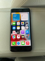 Unlocked Apple IPhone 7 32gb