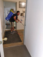 CLEANING AND JANITORAIL SERVICES !! MOVING HAULING , TRASH CONTAINERS