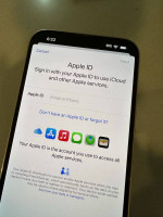 iPhone 13 Pro Max Unlocked use any SIM