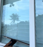 EXPERT WINDOW CLEANING RESIDENTIAL AND COMMERCIAL