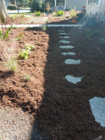 MULCH and PINE STRAW installation yard cleaning and trimming