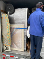 2-3 MOVING HELPERS AVAILABLE 24/7 SERVICING ALL NYC $35P/H PER MAN!