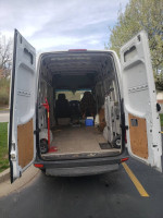 Independent Hauling and Moving Services