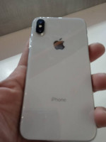 iphone XS 64GB cracked screen
