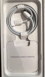NEW UNLOCKED iPhone SE 3rd Gen - $429 at Apple