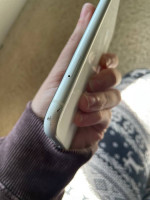 White IPhone XR 64gb