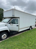 LOCAL MOVERS WITH 24ft MOVING TRUCK TO HELP MAKE LIFE EASIER📦🚚