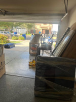 2 MOVING PROS + 26ft Box Truck = $109Hr