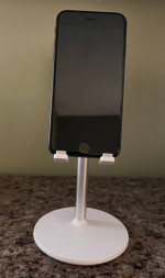 Iphone 8 *UNLCOKED*