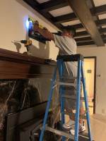 ๐A.C ๐ฌ๐
50$TV ๐บ WALL MOUNT 24/7โฐ INSTALLATION AND FURNITURE SERVICE