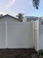 5 ⭐ VINYL FENCE! WOODEN CHAINLINK INSTALLATION
