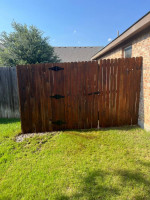 Fence Staining Experts