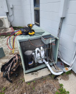 AC Man Licensed and Insured Same Day Service
